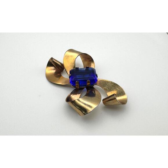 Vintage 1940s Retro Sterling Vermeil Bow Brooch with Blue Glass Stone - Picture 2 of 8